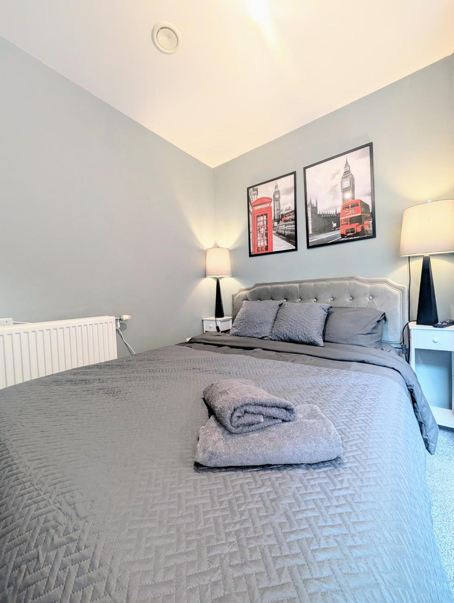 Hospedagem domiciliar With Private Bathroom & Private Balcony Londres