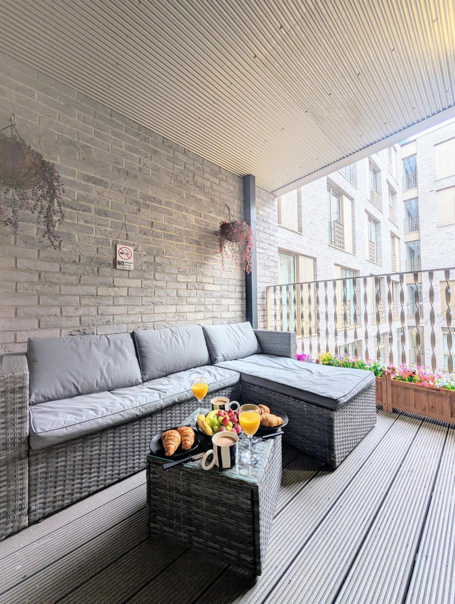 With Private Bathroom & Private Balcony Hospedagem domiciliar
